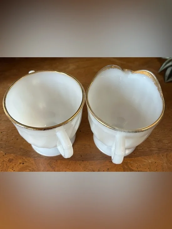 Vintage Fire King White Milk Glass Swirl Sugar Bowl and Creamer - Picture 4 of 12